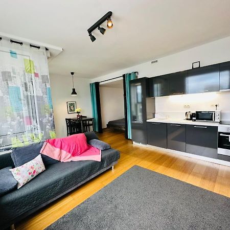 Apartments In Panorama City On 25Th Floor - Amazing View Close To Old Town Μπρατισλάβα Εξωτερικό φωτογραφία