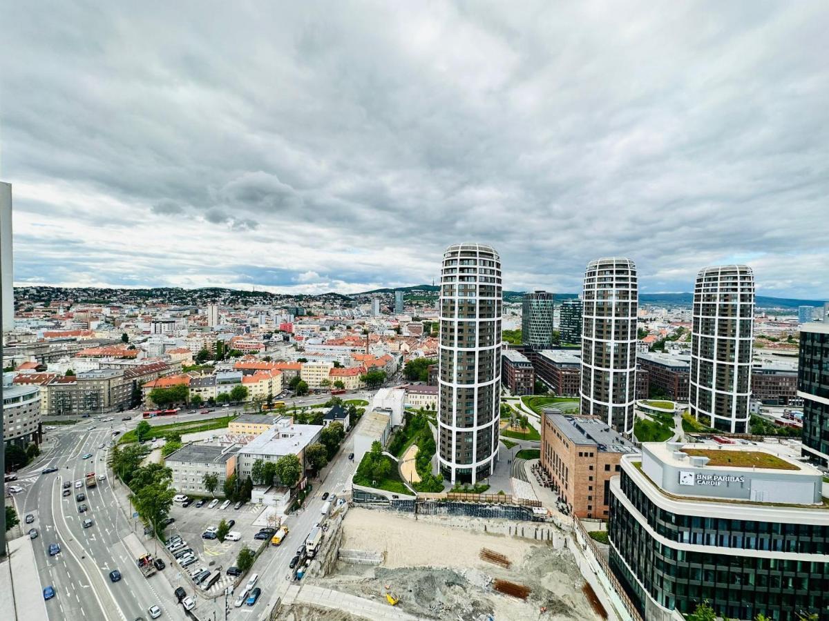 Apartments In Panorama City On 25Th Floor - Amazing View Close To Old Town Μπρατισλάβα Εξωτερικό φωτογραφία