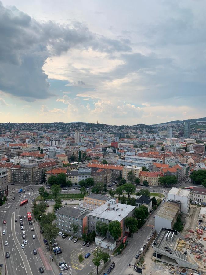 Apartments In Panorama City On 25Th Floor - Amazing View Close To Old Town Μπρατισλάβα Εξωτερικό φωτογραφία